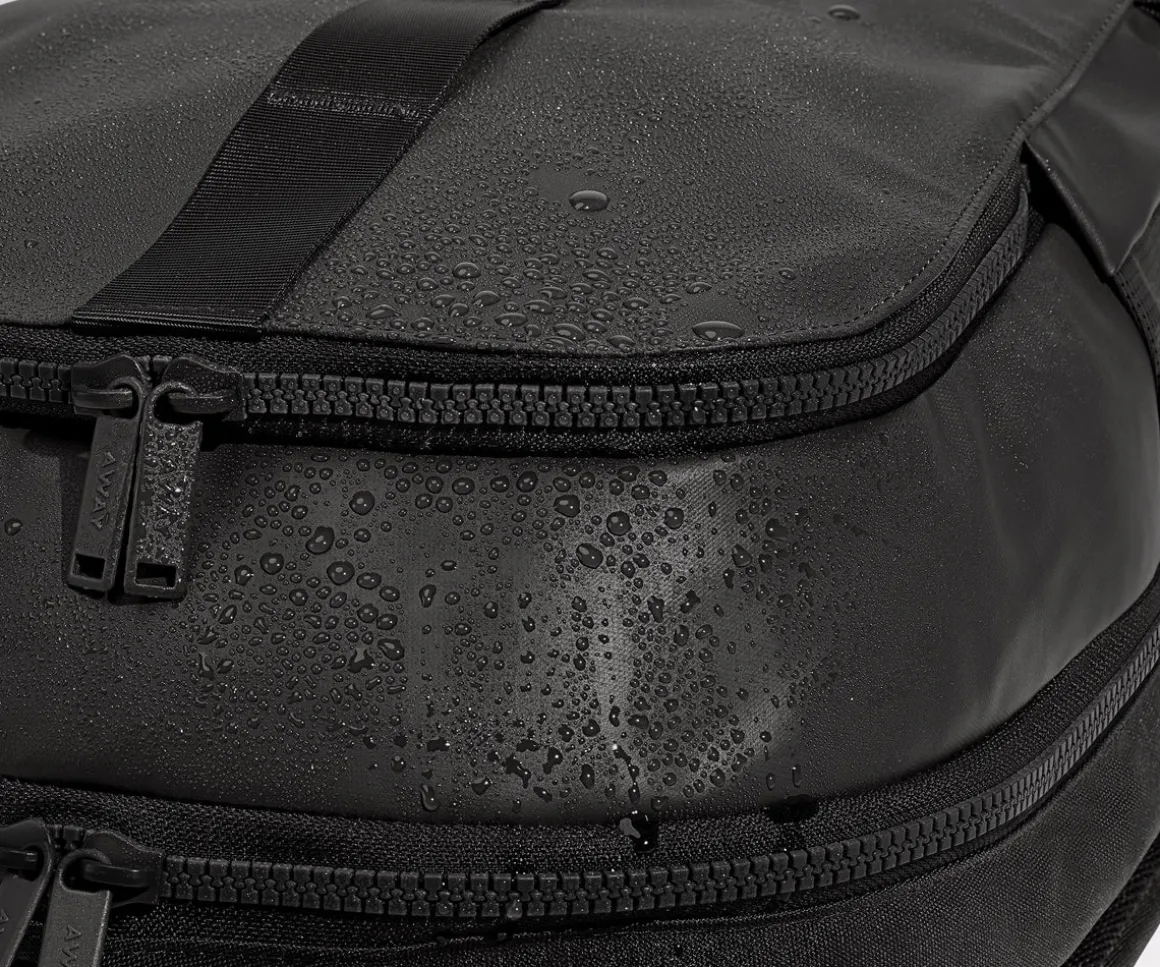 Active Backpack 26L in Jet Black
