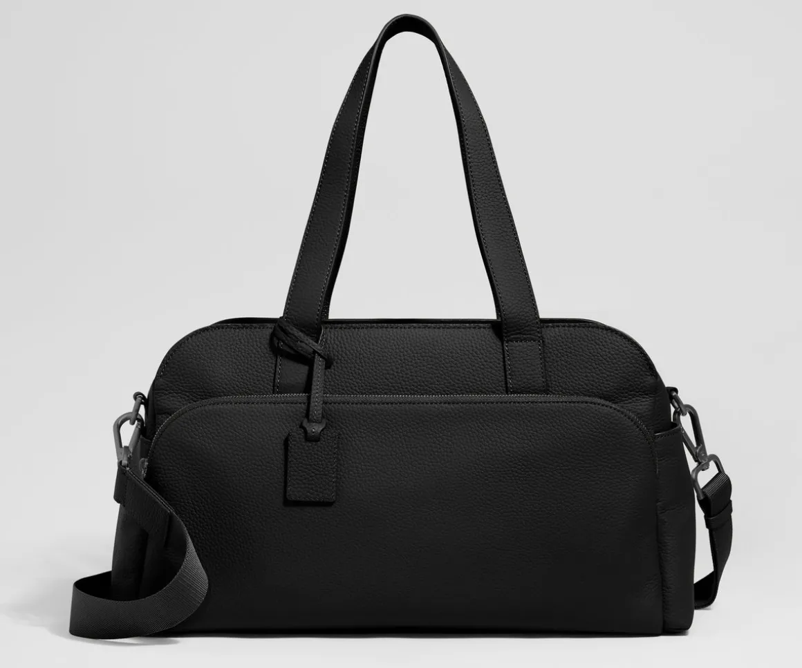 Leather Duffle in Jet Black