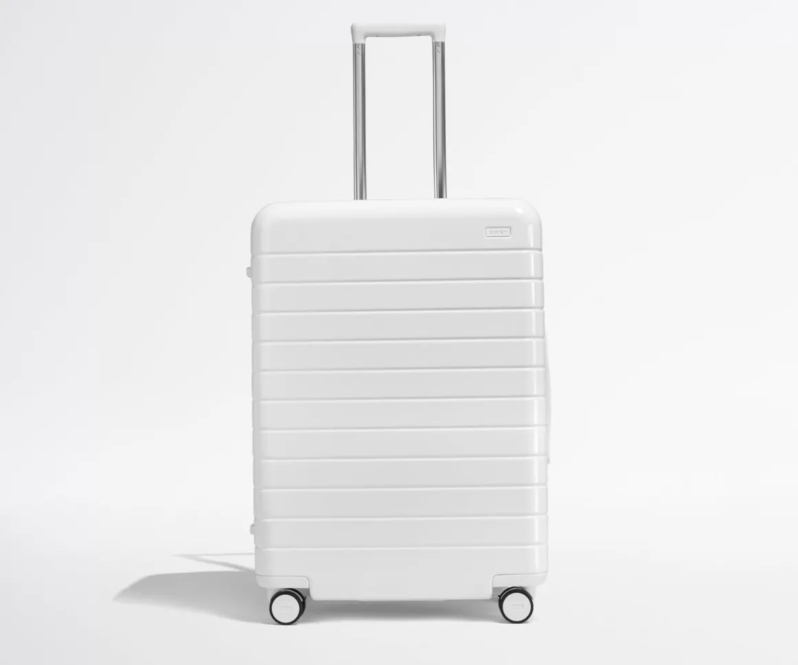 The Medium in Pearl White