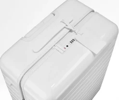The Medium in Pearl White